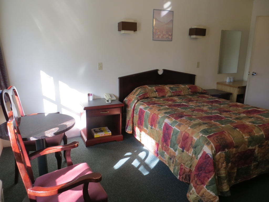 City Centre Motel 溫哥華 客房 照片
